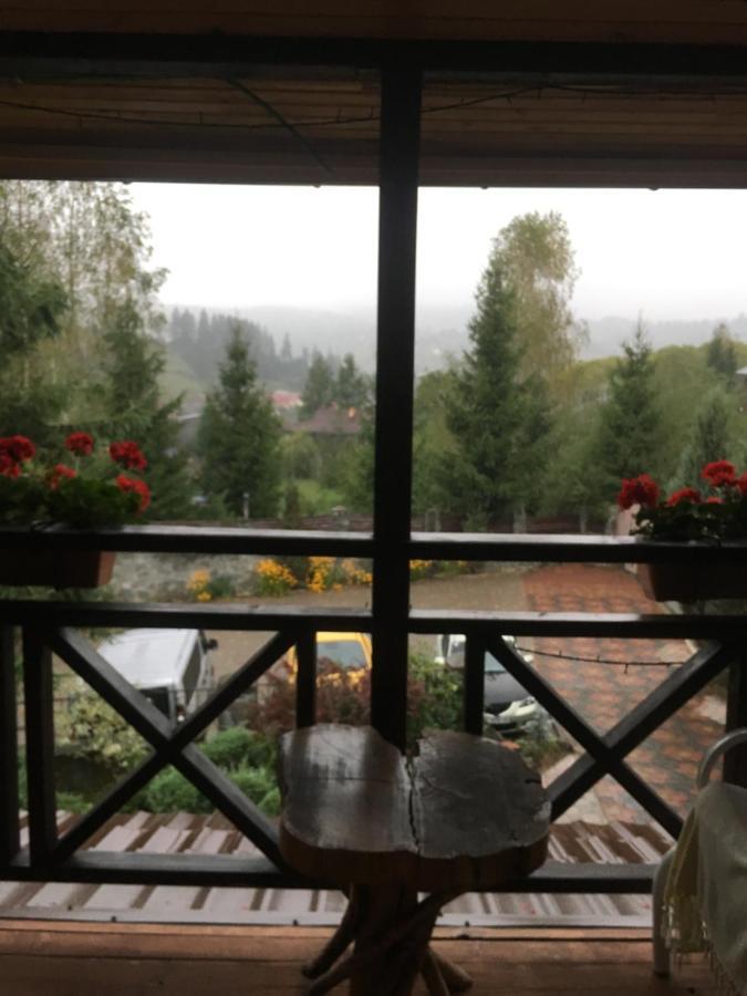 Sadyba Anastasia Slavske Buitenkant foto